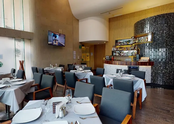 Patriotismo Hotel